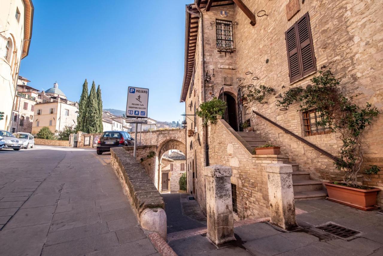 Casa Spagnoli Assisi Eksteriør billede